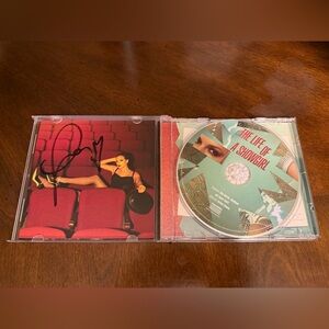 PRICE FIRM Taylor Swift The Life of a Showgirl CD + Hand Signed Photo 4 NEW